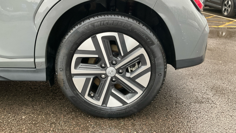 Hyundai KONA 100kW SE Connect 39kWh 5dr Auto Electric Hatchback